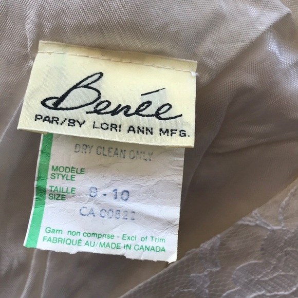 80's Vintage BLOUSE Beautiful White Light Cream Lace Women's Bridal Wedding Top - Picture 12 of 14